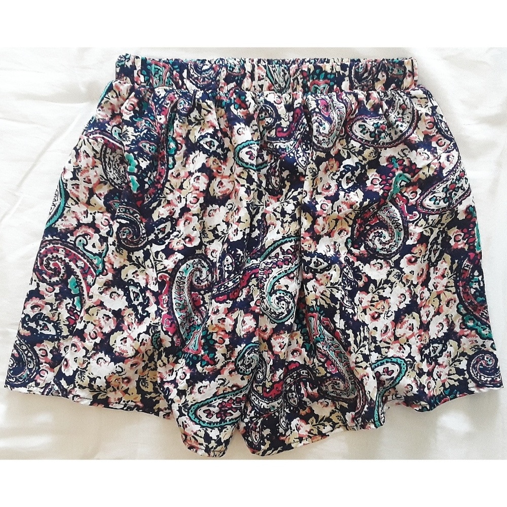 Xhilaration | Floral & Paisley Culotte